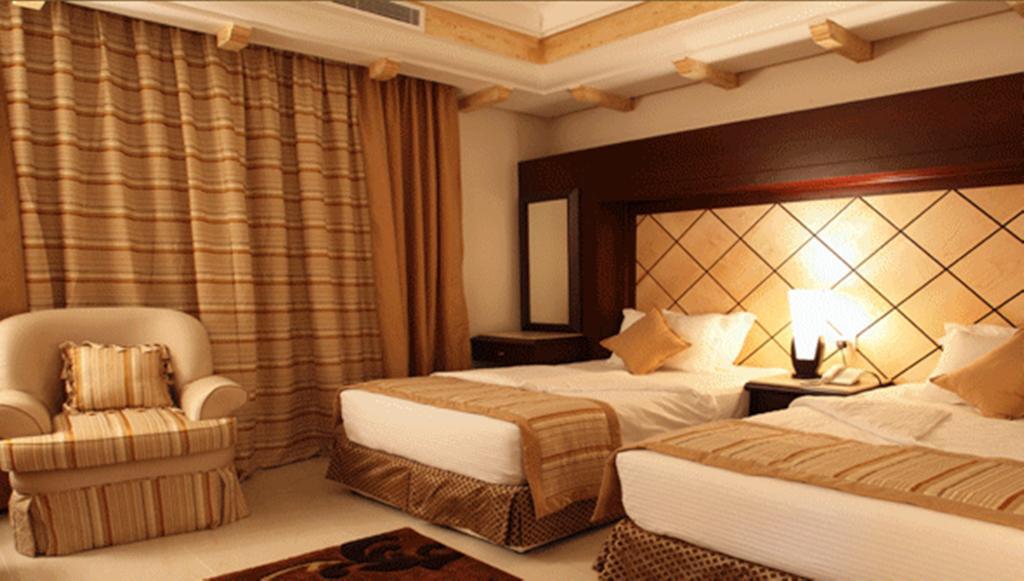 Lavande Suites Yanbu Room photo
